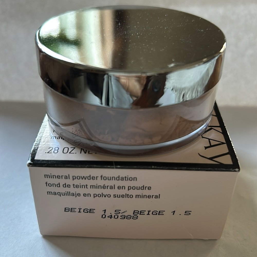 Mary Kay Mineral Powder Foundation Beige 1.5
